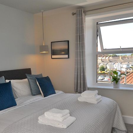 Bridge Street Apartments. Boutique Style Luxury, In The Heart Of Taunton. 객실 사진
