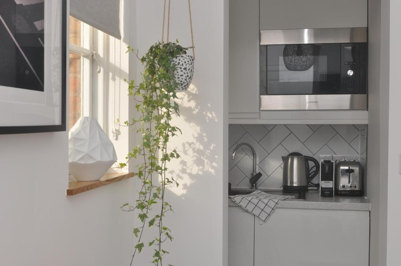 Bridge Street Apartments. Boutique Style Luxury, In The Heart Of Taunton. 외부 사진