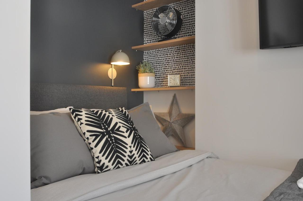 Bridge Street Apartments. Boutique Style Luxury, In The Heart Of Taunton. 외부 사진